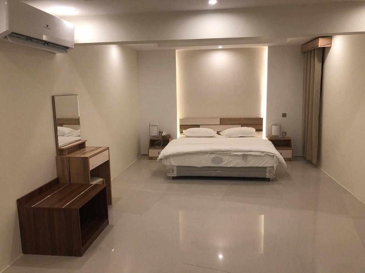 رؤية عنيزة - Vision Of Onaizah Hotel Bagian luar foto
